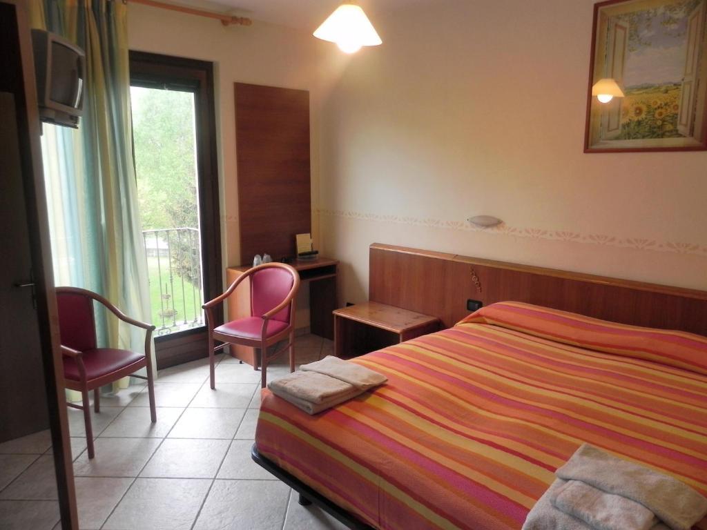 Hotel Ristorante Belsito Borgo San Dalmazzo Eksteriør bilde